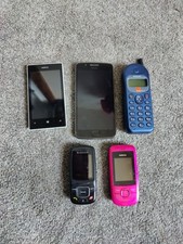 5 x Nokia Motorola Samsung Philips Mobile Phones Vintage Retro Mixed Lot 