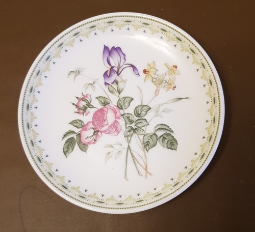 Royal doulton bone china - royal, pin