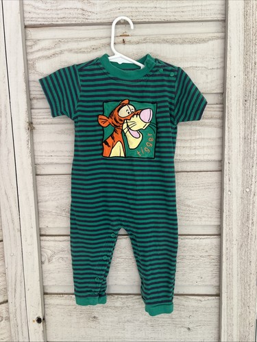 Vtg the disney store - store, winnie