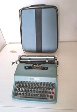 1965 Olivetti Lettera 32