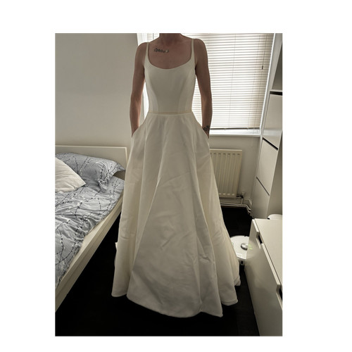Ivory satin line sleeveless - ivory,