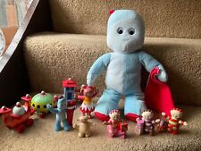 In The Night Garden Plush Iggle Piggle with Ninky Nonk & Figures Playset Bundle