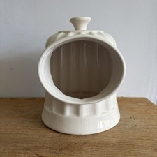 Jme Salt Pig Jamie Oliver Cream Ceramic Ribbed 'Dive In' Kirchenalia - 17cm