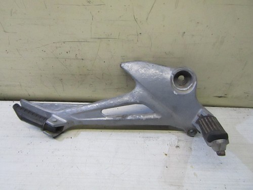 Front right turntable - right, to