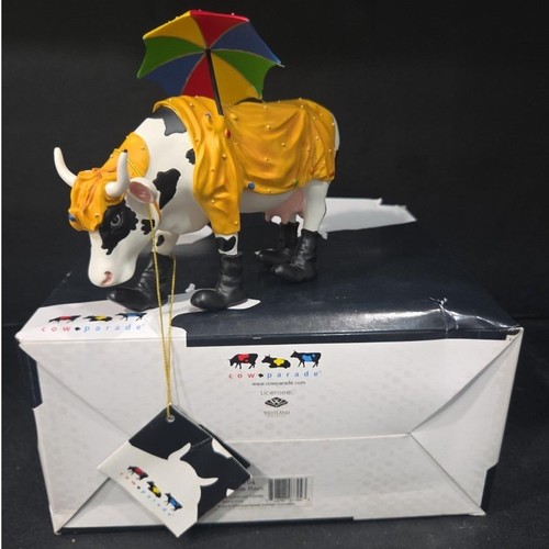 Cow parade 7704 - mooing, the