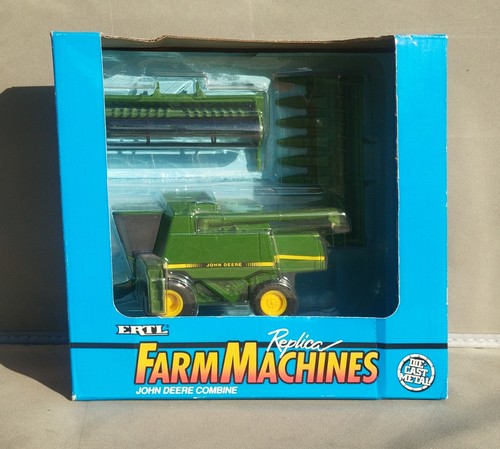 Ertl john deere combine - john,