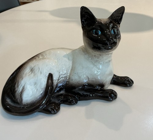 Vintage beswick recumbent - beswick,