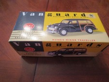 Lledo Vanguards Morris Minor