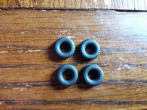 Corgi 15mm tyres - x4,