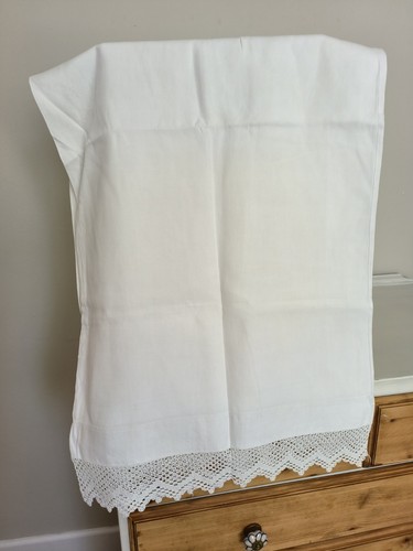 Vtg white irish linen - x,