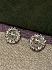 🎄 🚚 ✅ Women’s Gucci Gold Diamond Pearl Earrings Brand New With Box!