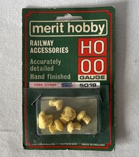 Vintage New Pack MERIT HOBBY OO HO Gauge CORN STOOKS 5018 Station Accessories