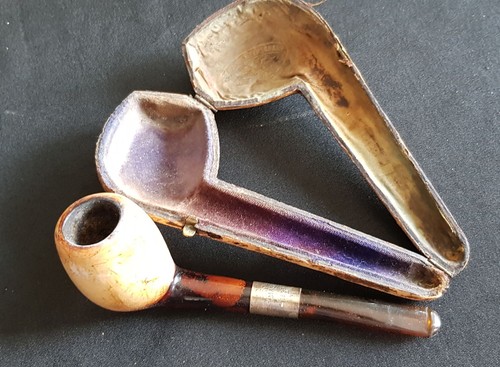 Estate smoking pipe - smoking, dated