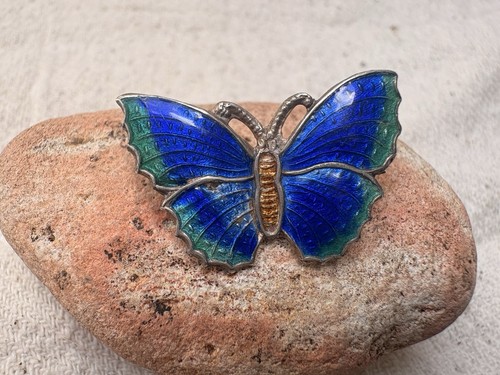 Beautiful antique small - beautiful, enamel