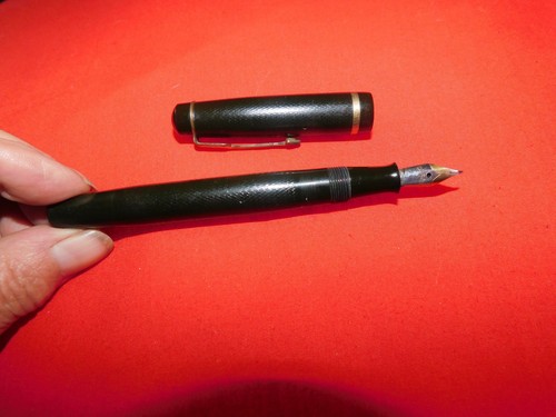 Vintage fountain pen black - vintage,