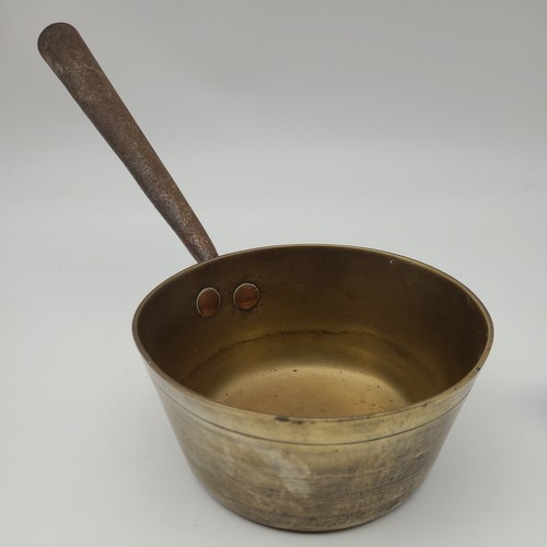 Old heavy brass pan saucepan - old,