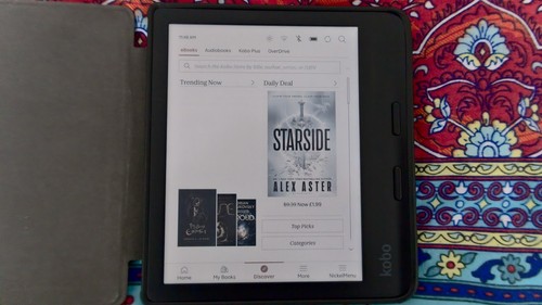 Kobo libra colour reader - kobo,