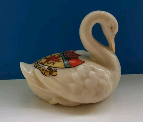 Vintage crested china - crested,