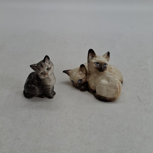 Beswick cat figurines - 2,