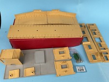 HORNBY DUBLO 5085 Suburban Station, Moulded Kit, Part Box.