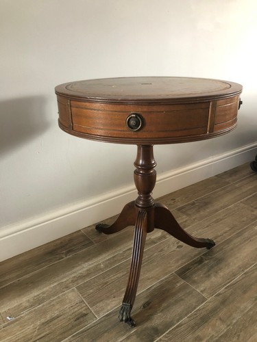 Antique mahogany leather - antique,