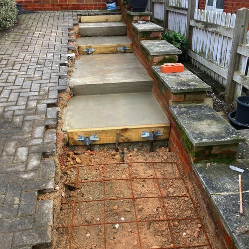 Concrete base road form - concrete,
