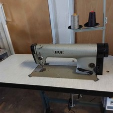 PFAFF SEWING MACHINE COMPLETE