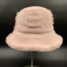 UGG GENUINE SHEARLING BUCKET