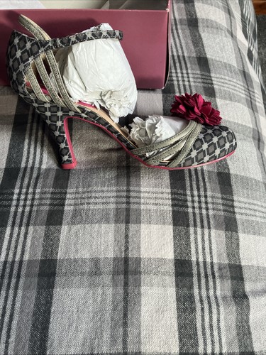 Ruby shoo court size - ruby,