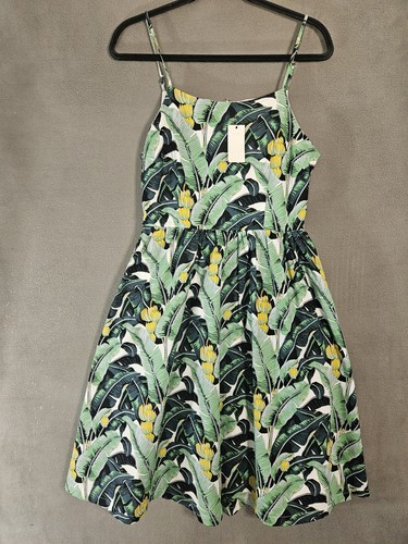 Nwt lindy bop womens medium - nwt,