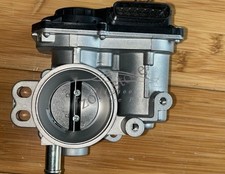 1x For Toyota Throttle Body