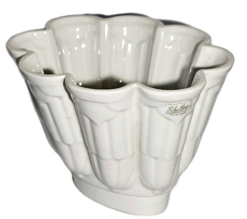 Vintage antique shelly ceramic - vintage,