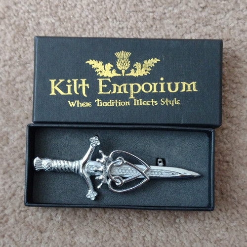 Kilt emporium luckenbooth - emporium,