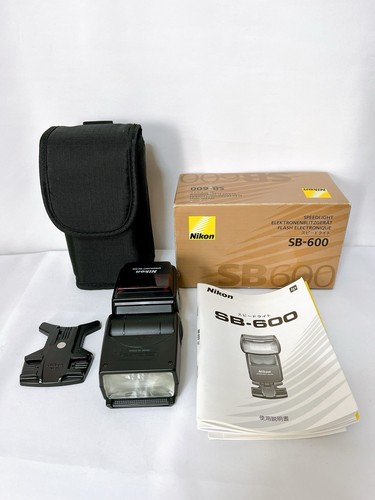 Nikon 600 speedlight - nikon, sb-600