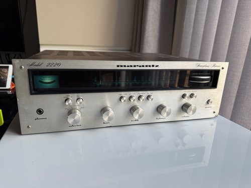 Vintage marantz model - model, 2220