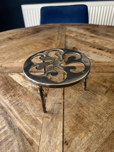 Vintage solid silver coloured - solid,,