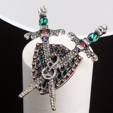 Creative Retro Temperament Personality Sword and Shield Brooch Accessories