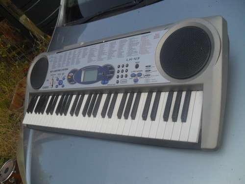 Casio keyboard working - casio, working.