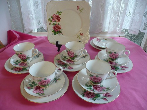 Royal stafford bone china - stafford,