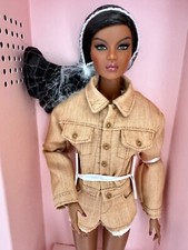 INTEGRITY TOYS FASHION ROYALTY