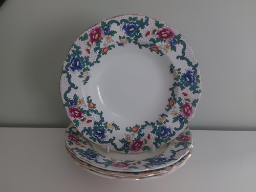 Vintage royal cauldon - royal,