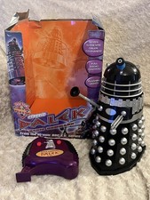 CLASSIC BLACK DALEK 12in RADIO