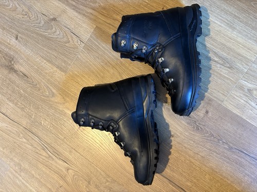 Lowa patrol boots size 5 - lowa, 9