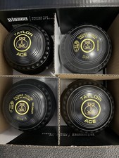 Taylor Ace Lawn Bowls Size 1