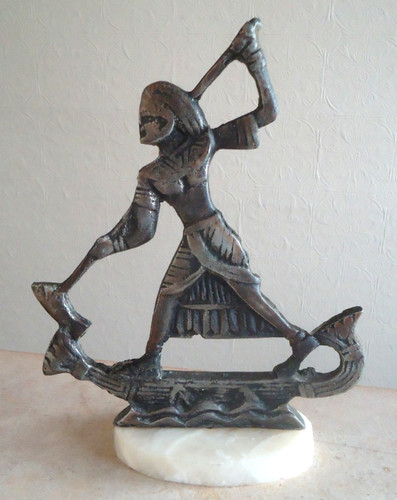 Antique bronze statue - bronze, 9"