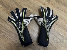 Kaliaaer Nitrolite Goalkeeper