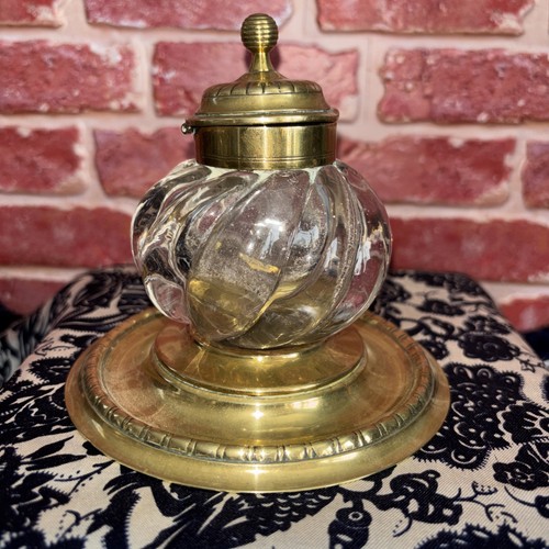 Stunning antique brass hand - stunning,