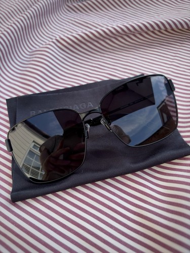 Balenciaga black sunglasses - black,