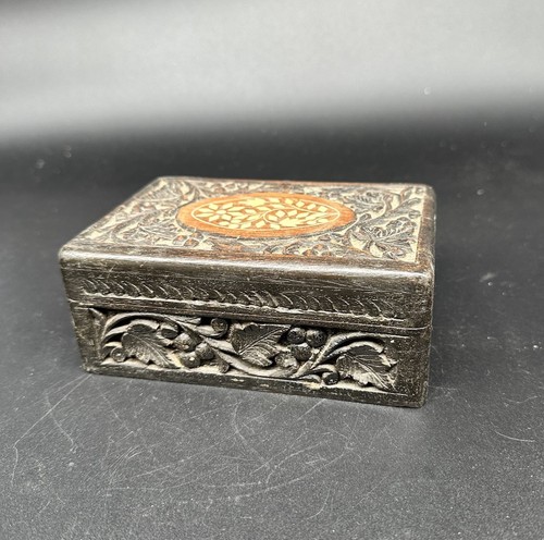 Vintage hand carved - hand,