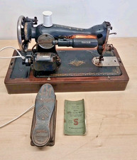 Vintage Singer Sewing Machine